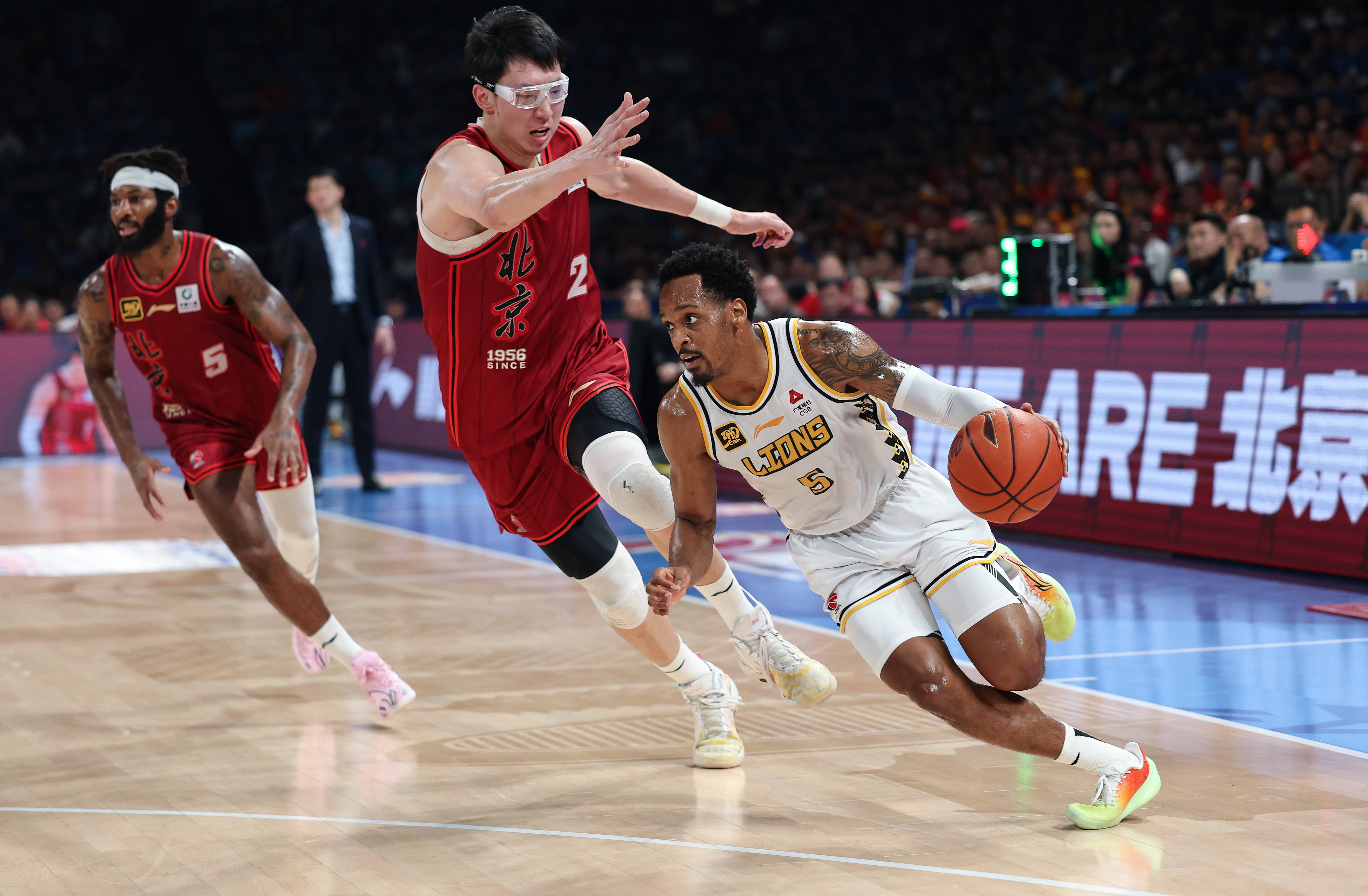 皇冠信用网怎么申请
_浙江广厦4-2北京夺队史CBA首冠皇冠信用网怎么申请
!周琦31+10布朗41分