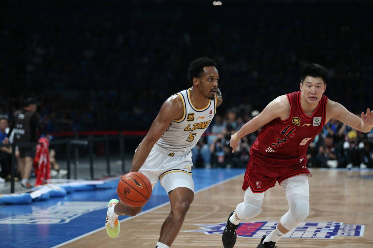 皇冠信用网怎么申请
_浙江广厦4-2北京夺队史CBA首冠皇冠信用网怎么申请
!周琦31+10布朗41分