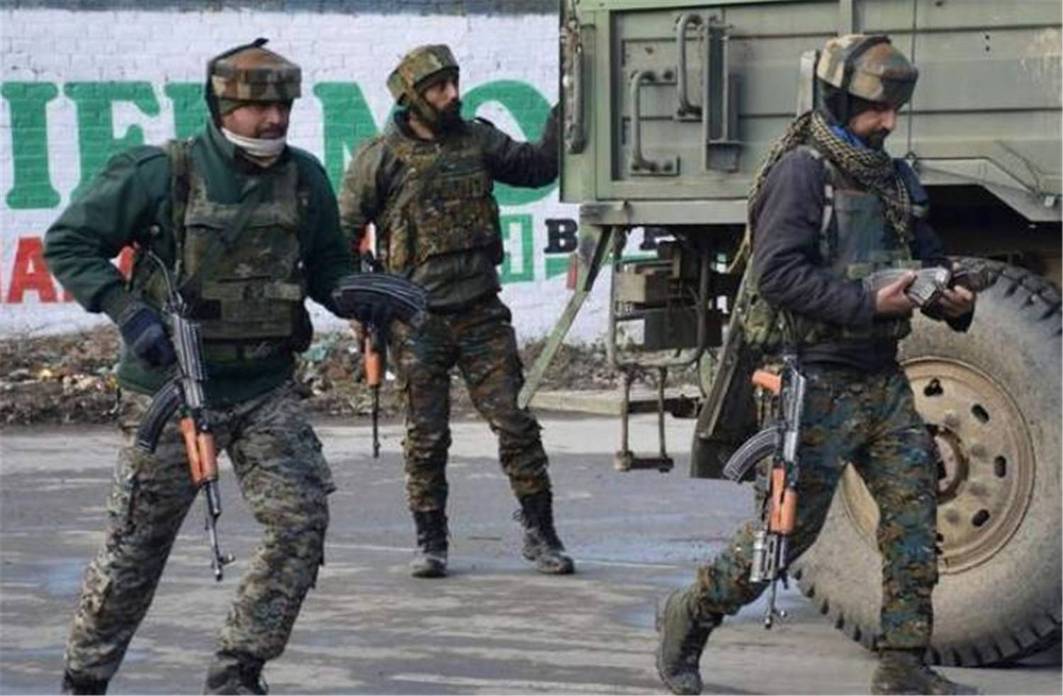 皇冠登一登二登三区别
_印度找到大败的原因了皇冠登一登二登三区别
,撤换全部阵风导弹,要跟巴军战第二场?