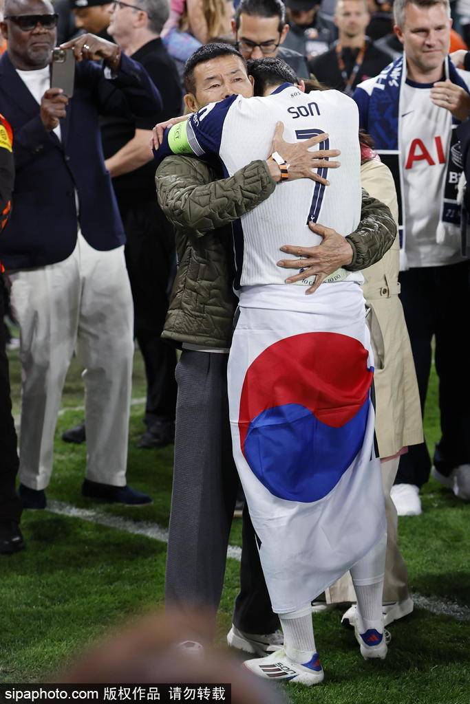 介绍个信用网网址
_亚洲之光介绍个信用网网址
!孙兴慜以队长身份捧起欧战奖杯 韩国历史第一人