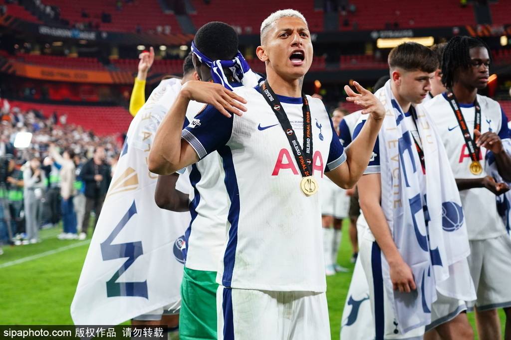 皇冠信用网代理_贝尔杀人诛心皇冠信用网代理！热刺夺冠后嘲讽曼联：以后叫“曼联式掉链子”！