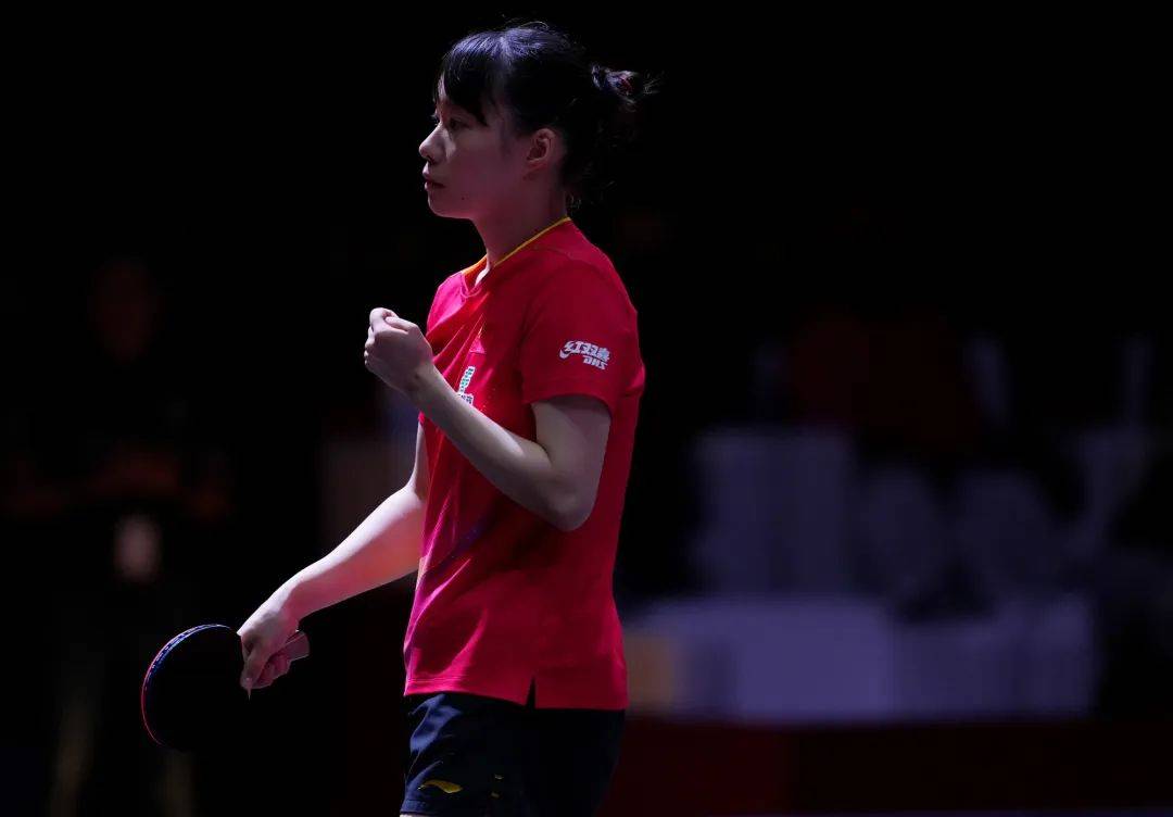 皇冠信用网在线注册_王楚钦逆转西蒙皇冠信用网在线注册，梁靖崑、王曼昱、王艺迪、陈幸同晋级8强 | 多哈世乒赛单打
