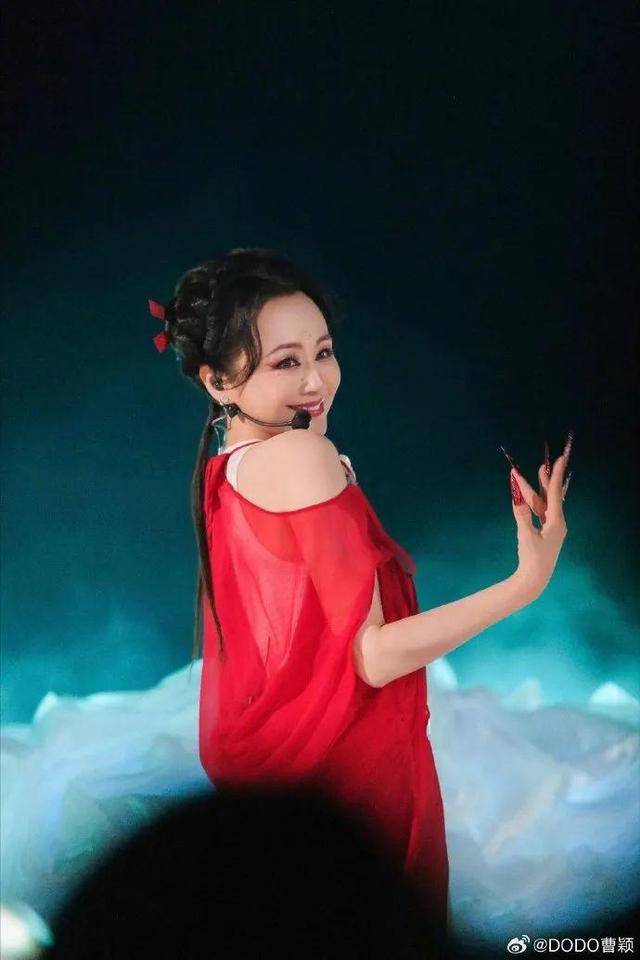 皇冠足球平台代理
_51岁曹颖自曝患胃癌皇冠足球平台代理
,儿子还小!最放心不下儿子