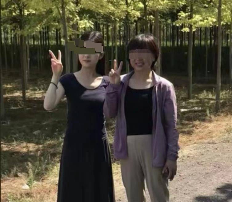 皇冠信用网代理平台
_24岁女幼师当街被刺身亡皇冠信用网代理平台
,遇害时正和母亲视频通话,受害者家属正申请再对凶手做精神鉴定