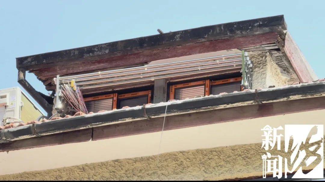 皇冠足球平台代理
_祸从“天”降皇冠足球平台代理
!上海这些居民集体抗议:怎么能这么干?胆也太肥了!