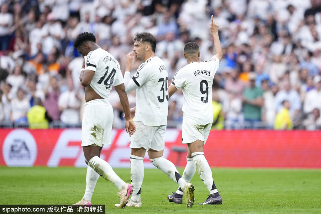 皇冠信用网怎么开户
_西甲-姆巴佩双响莫德里奇伯纳乌告别战 皇马2-0皇社收官