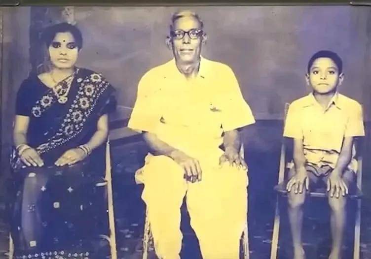 皇冠信用代理流程
_印度共产党(毛派)最高领导人被打死皇冠信用代理流程
!坚持读毛选、打游击战30年