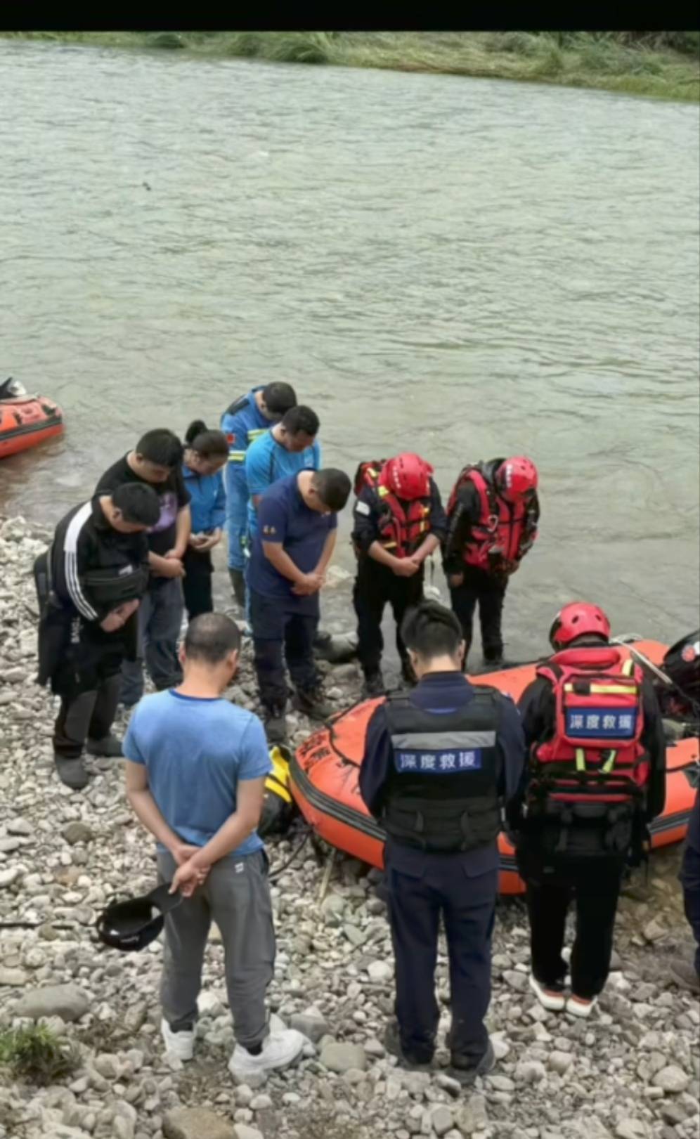 皇冠信用平台出租出售
_女救援队员划桨板时为救落水儿子遇难皇冠信用平台出租出售
,队友:被暗河漩涡吸走,本职工作是教师