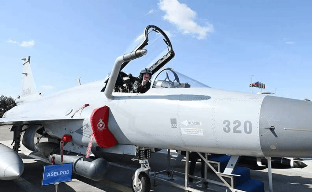 皇冠信用网代理注册
_感谢印度老铁刷战绩皇冠信用网代理注册
,阿塞拜疆“枭龙”订单增至40架