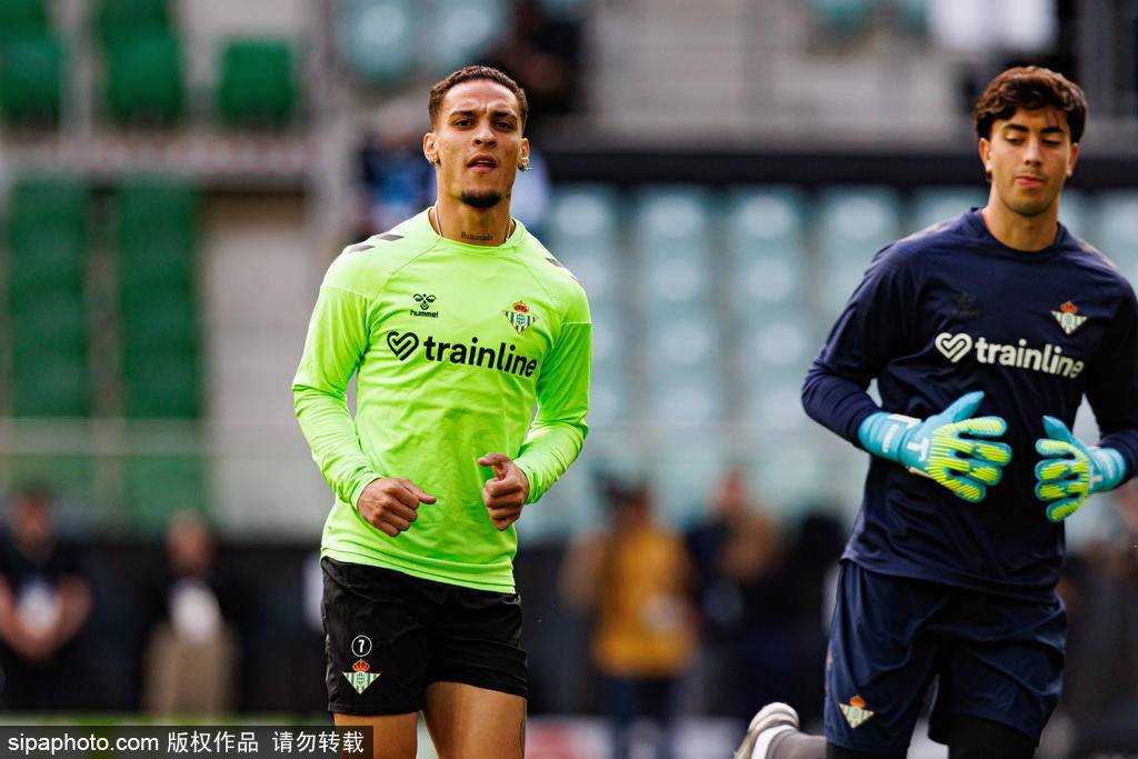 怎么开皇冠信用网
_观战台:巴黎火拼国米争欧冠冠军 切尔西冲击欧战全满贯