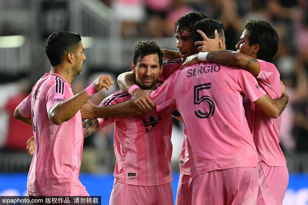 皇冠信用网
_美职联-梅西双响苏亚雷斯2球 迈阿密国际4-2近5场首胜