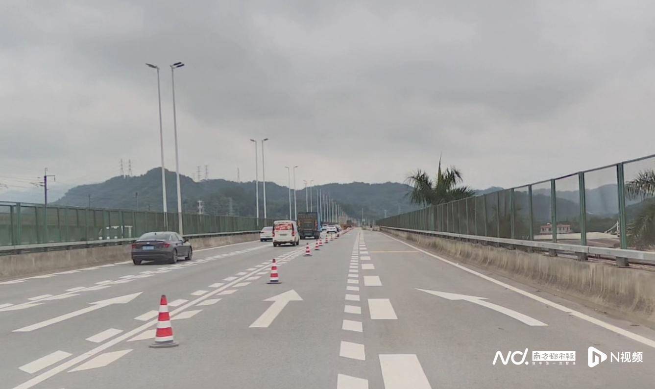 皇冠登3代理申请
_走访车辆坠桥致5人死亡的东莞断头路:当地已增高水泥桩护栏