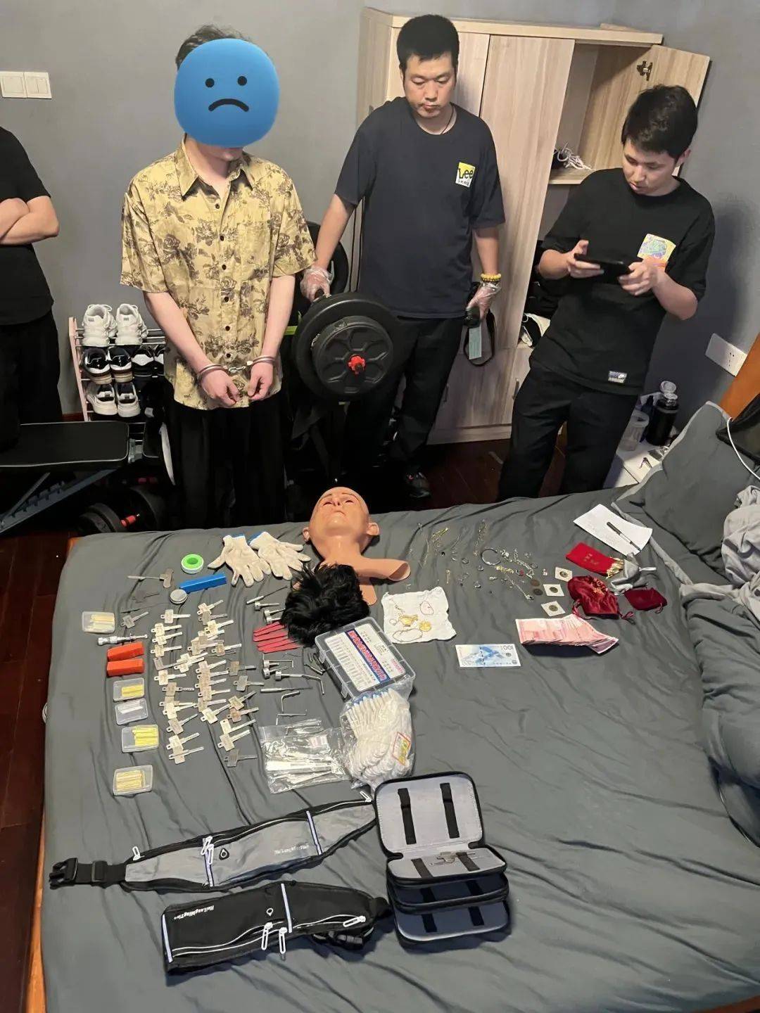 皇冠信用网登2代理申请
_看到这种人脸皇冠信用网登2代理申请
,立即警惕!已有人报案