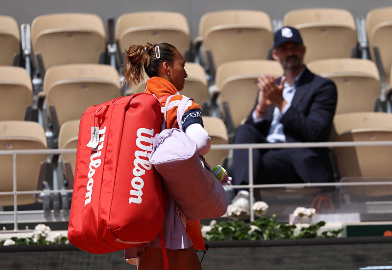 皇冠信用网平台代理
_法网︱不敌萨巴伦卡后泪洒发布会皇冠信用网平台代理
,郑钦文坦言需要时间消化这场失利