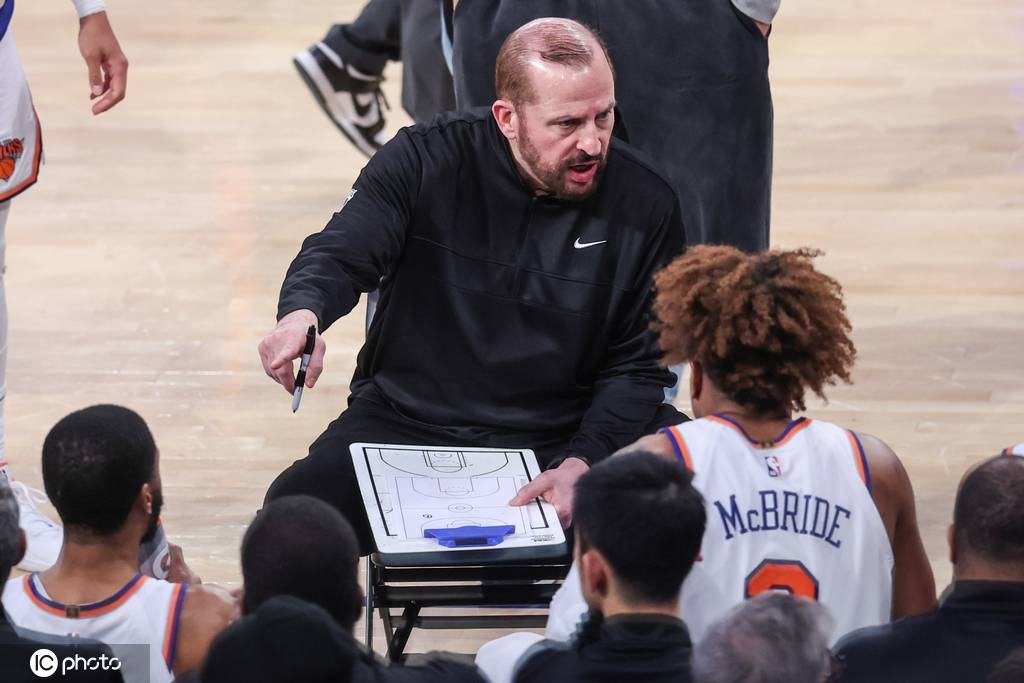 皇冠信用网代理登3
_锡伯杜下课究竟冤不冤皇冠信用网代理登3
?铁血篮球成就他也害了他