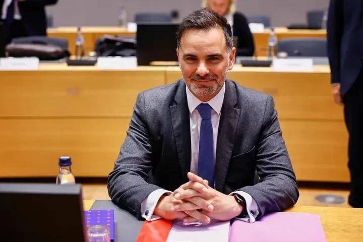 足球独赢_法方:中国与法国有能力解决