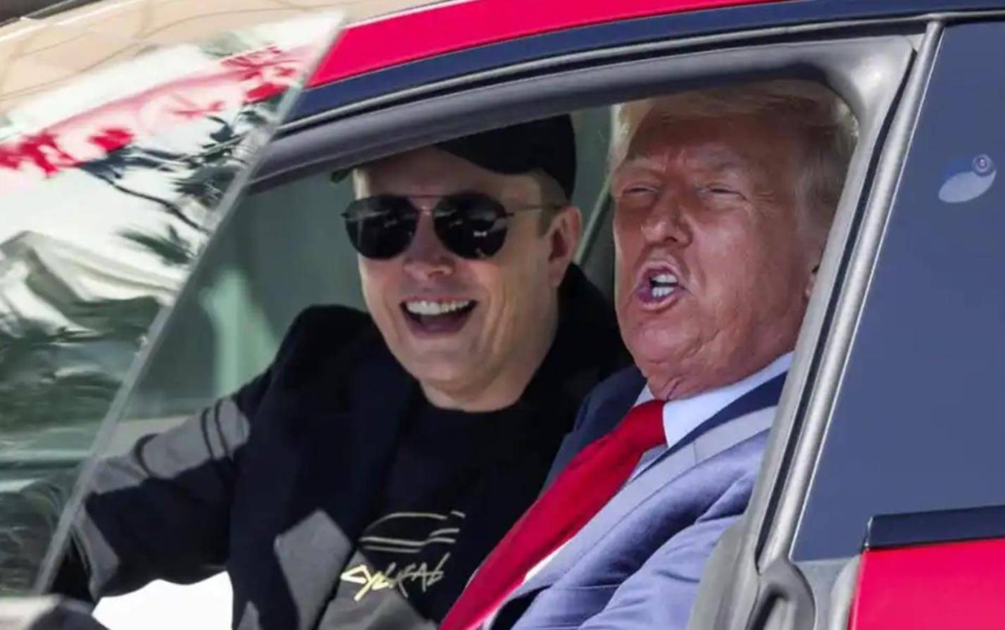 皇冠代理登2_特朗普和马斯克公开骂战皇冠代理登2，马斯克何以成为大冤种