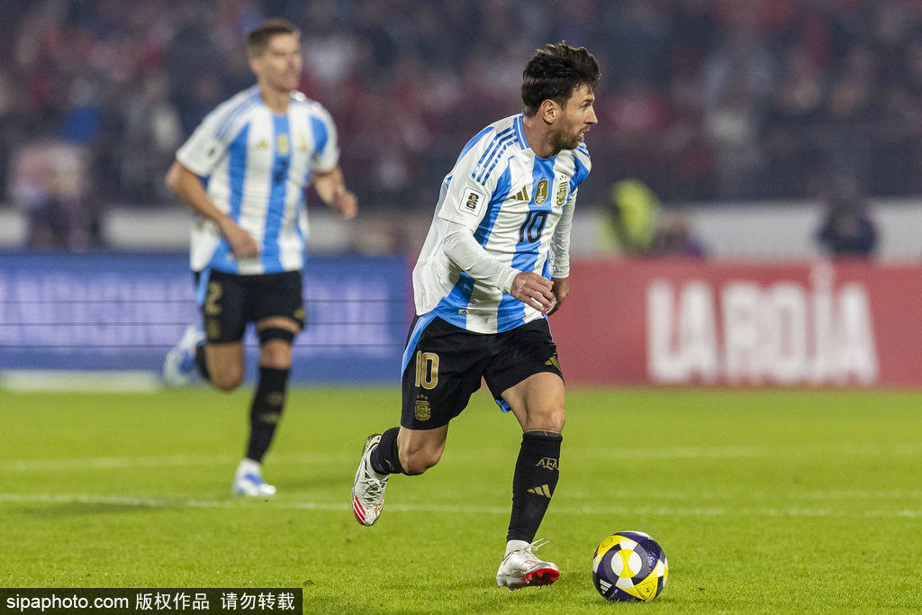 世界杯赛事
_世预赛-迪亚斯破门恩佐染红 十人阿根廷1-1绝平哥伦比亚