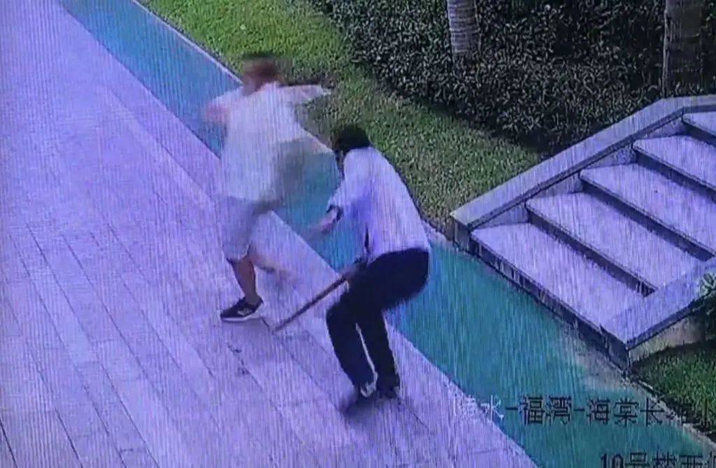 中超足球
_“60岁举报人遭蒙面殴打两回”中超足球
,又有新进展