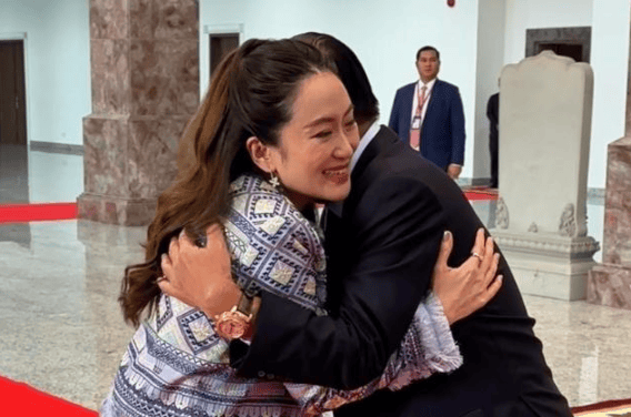 皇冠信用網要押金吗 _只剩255席皇冠信用網要押金吗 ,佩通坦拒绝下台,一架泰专机直飞中国,执政党要自救