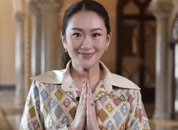 皇冠登3新2管理_6000多人抗议皇冠登3新2管理,泰国王室出手了,不听劝的洪森要有麻烦了