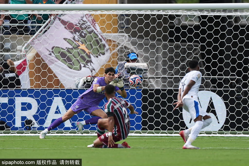 顿涅茨克矿工VS埃尔维斯_不满顿涅茨克矿工VS埃尔维斯!利雅得新月球员赛后炮轰:裁判夺走了我们的胜利