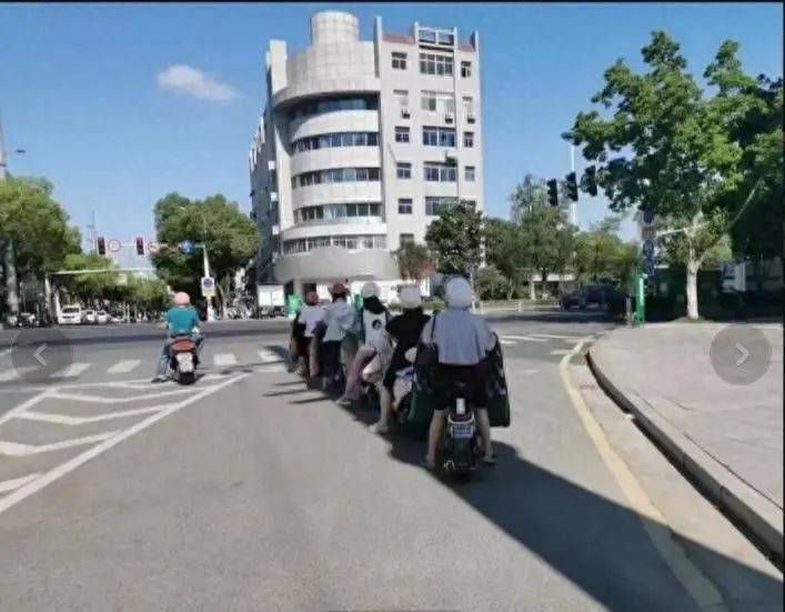 马利舍瓦VS维京古尔_车辆“避晒式”等红灯引争议马利舍瓦VS维京古尔，交警回应：违法，已有城市对此类行为罚款处罚