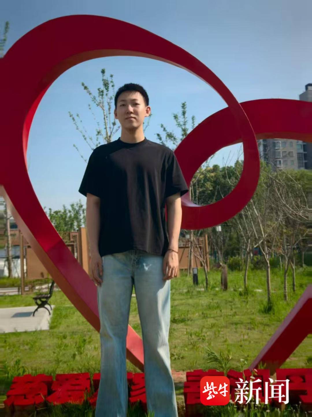 乌拉尔图VS利文哥特奴_祝贺!江苏省大港中学两同学乌拉尔图VS利文哥特奴,被中国人民解放军空军航空大学录取