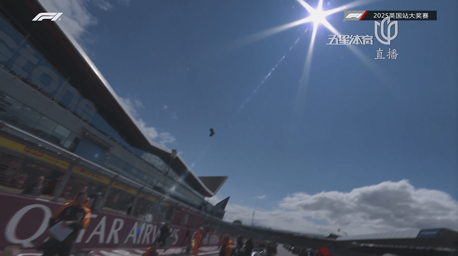 巴伦西亚VS皇家社会_霍肯伯格获F1生涯首个领奖台!英国站五人退赛巴伦西亚VS皇家社会,诺里斯主场夺冠!