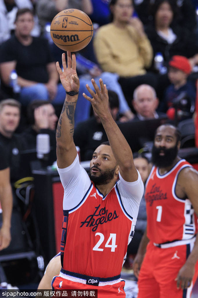 拉瓦勒VS圣埃蒂安_快船、热火、爵士三方交易：约翰·柯林斯加盟快船的深远影响