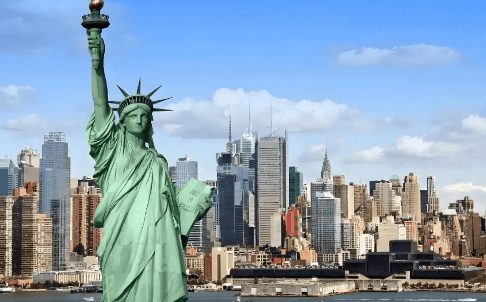 基马诺克VS利云斯顿_特朗普对中国说话算话基马诺克VS利云斯顿,8艘满载巨轮直奔中国,中美形势已逆转