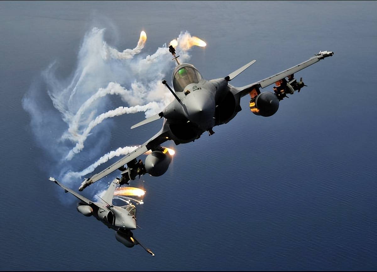 皇冠信用网代理_3名阵风飞行员当场阵亡皇冠信用网代理,超250人战死,终于明白印度为何拒绝公布伤亡人数