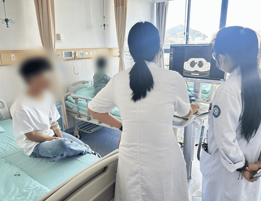 如何代理皇冠信用_每天陪娃游泳两小时如何代理皇冠信用，母子俩双双进了医院！家里有孩子的都该看看