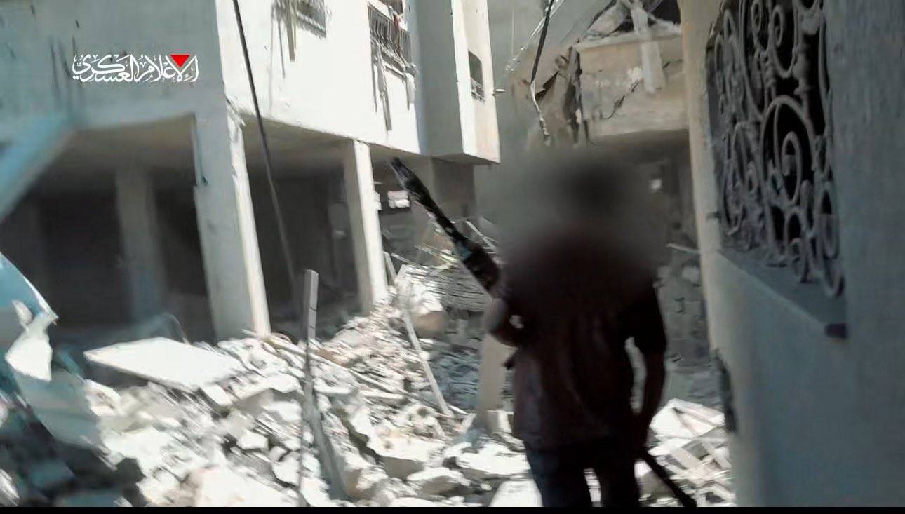 皇冠信用代理
_引爆炸弹皇冠信用代理
,以军第888人阵亡,2个旅围攻惨败,敢死队游击战见效了