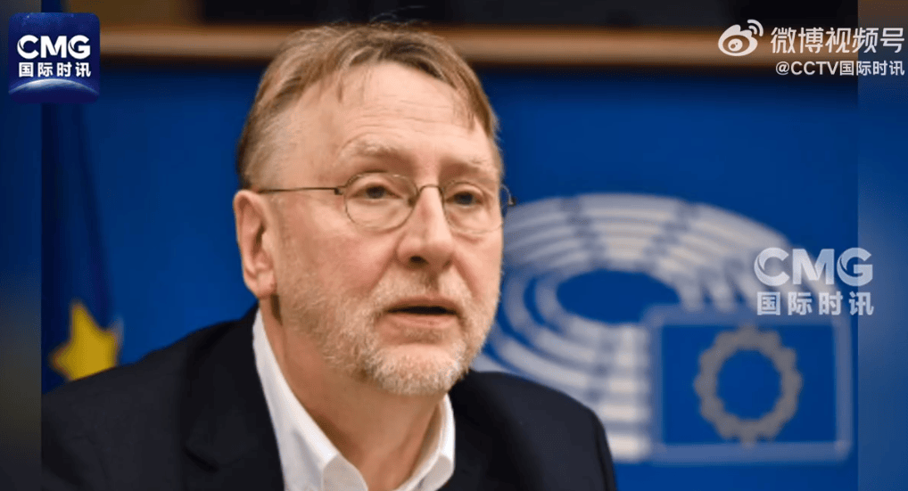 皇冠足球管理平台出租
_正在谈判皇冠足球管理平台出租
,却收到30%关税信函!欧洲议会高官怒斥特朗普:厚颜无耻,是一种侮辱!马克龙呼吁欧盟准备反制措施