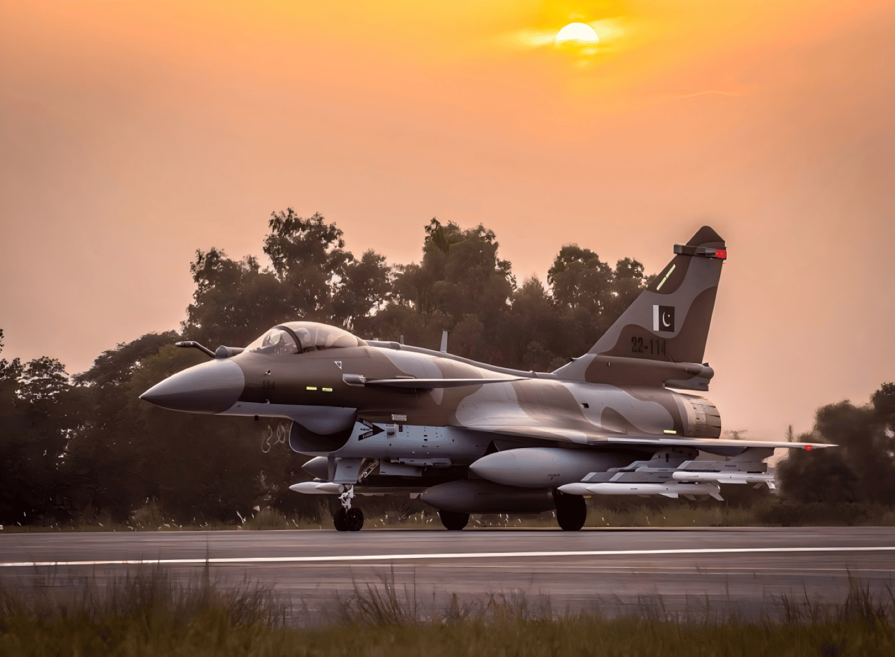 皇冠足球管理平台出租_金灿荣:巴基斯坦是中国的“巴铁”皇冠足球管理平台出租,但更是美国的“巴铁”?