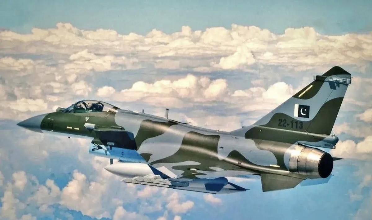 皇冠信用网如何申请_俄军大运刚刚离开皇冠信用网如何申请,伊朗军用机场突发爆炸,苏-35比歼-10先到货?