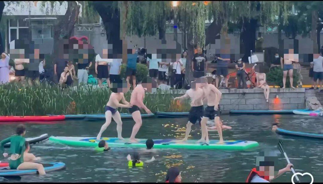 皇冠信用网会员申请_缺水的北京皇冠信用网会员申请,被北漂强行玩成了威尼斯