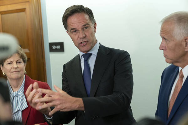 皇冠信用网会员_北约秘书长宣称：中国、印度和巴西等国若继续与俄罗斯做生意皇冠信用网会员，可能会受到“二级制裁”