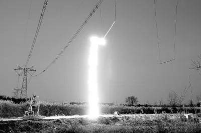 皇冠信用網出租_一发瘫痪一个城市！中国公布新型神秘炸弹皇冠信用網出租，是专门为谁准备的？