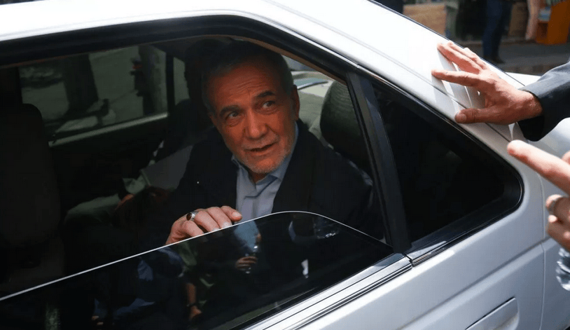 皇冠信用盘怎么代理_伊朗总统车队因加注掺水汽油抛锚皇冠信用盘怎么代理,佩泽希齐扬被迫打车完成公务行程