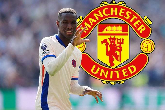 新2網址_身价5000万欧元新2網址!名记:曼联已将切尔西前锋杰克逊加入候选名单中