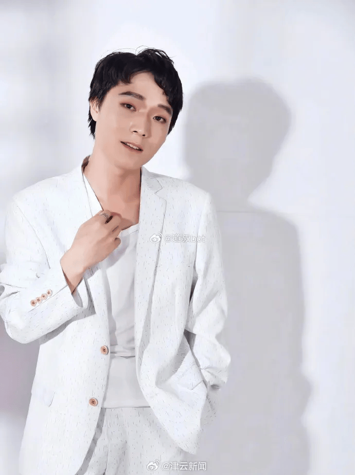 皇冠足球平台代理_男艺人张艺洋杀害16岁女友被枪决皇冠足球平台代理,成娱乐圈首位被执行死刑的艺人