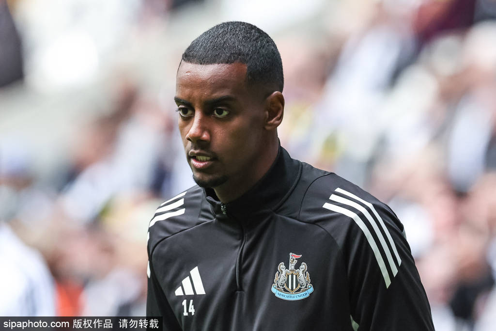 米迪兰特 vs希伯尼安_还来?米迪兰特 vs希伯尼安!伊萨克向纽卡申请离队 利物浦创英超纪录报价