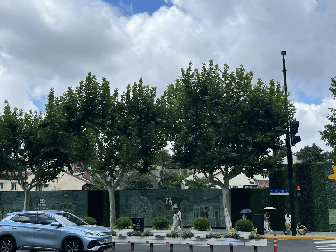 介绍个正网信用网址_20.03万元/平方米!浙商大佬女儿在上海竞得国内“单价地王”介绍个正网信用网址,公司工作人员低调现身土拍大楼,“不好意思,无可奉告”