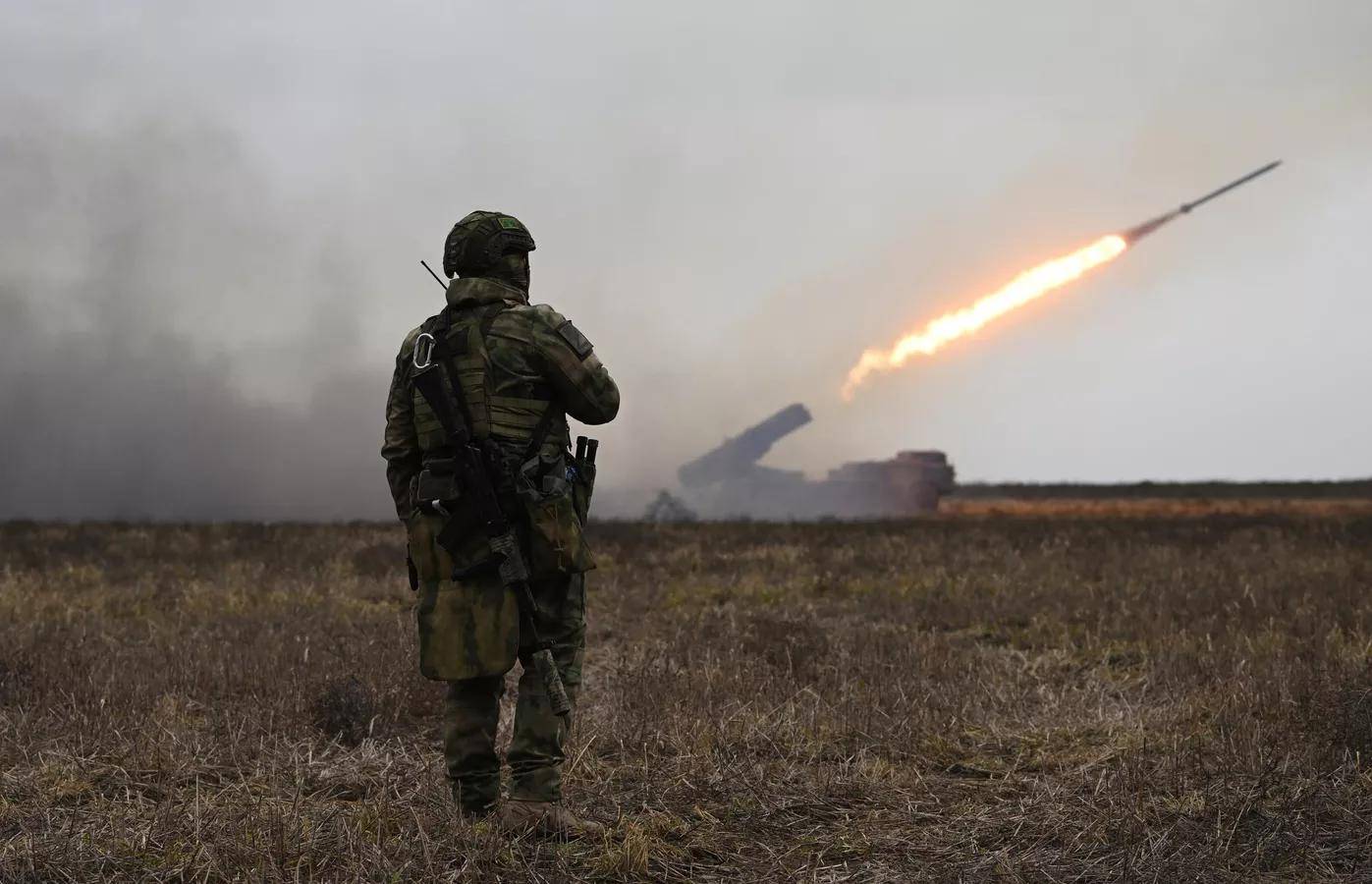 皇冠welcome注册账号_亚速旅要投降皇冠welcome注册账号?俄军根本不追求速胜:每晚上百无人机给乌克兰放血