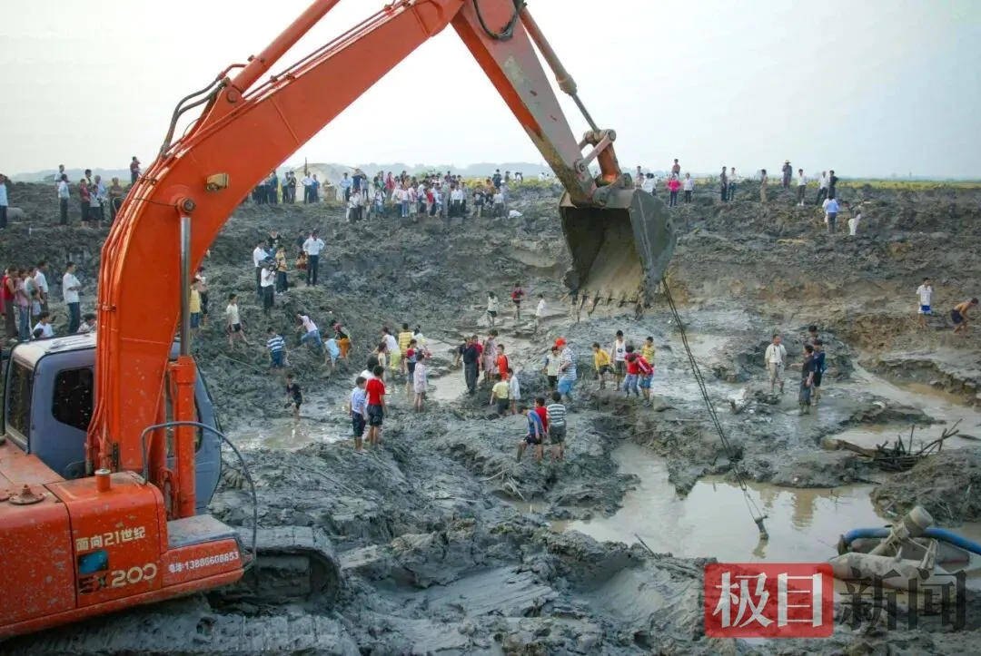 足球盘口代理_因为一架美国战机足球盘口代理,湖北这个村庄决定改名!