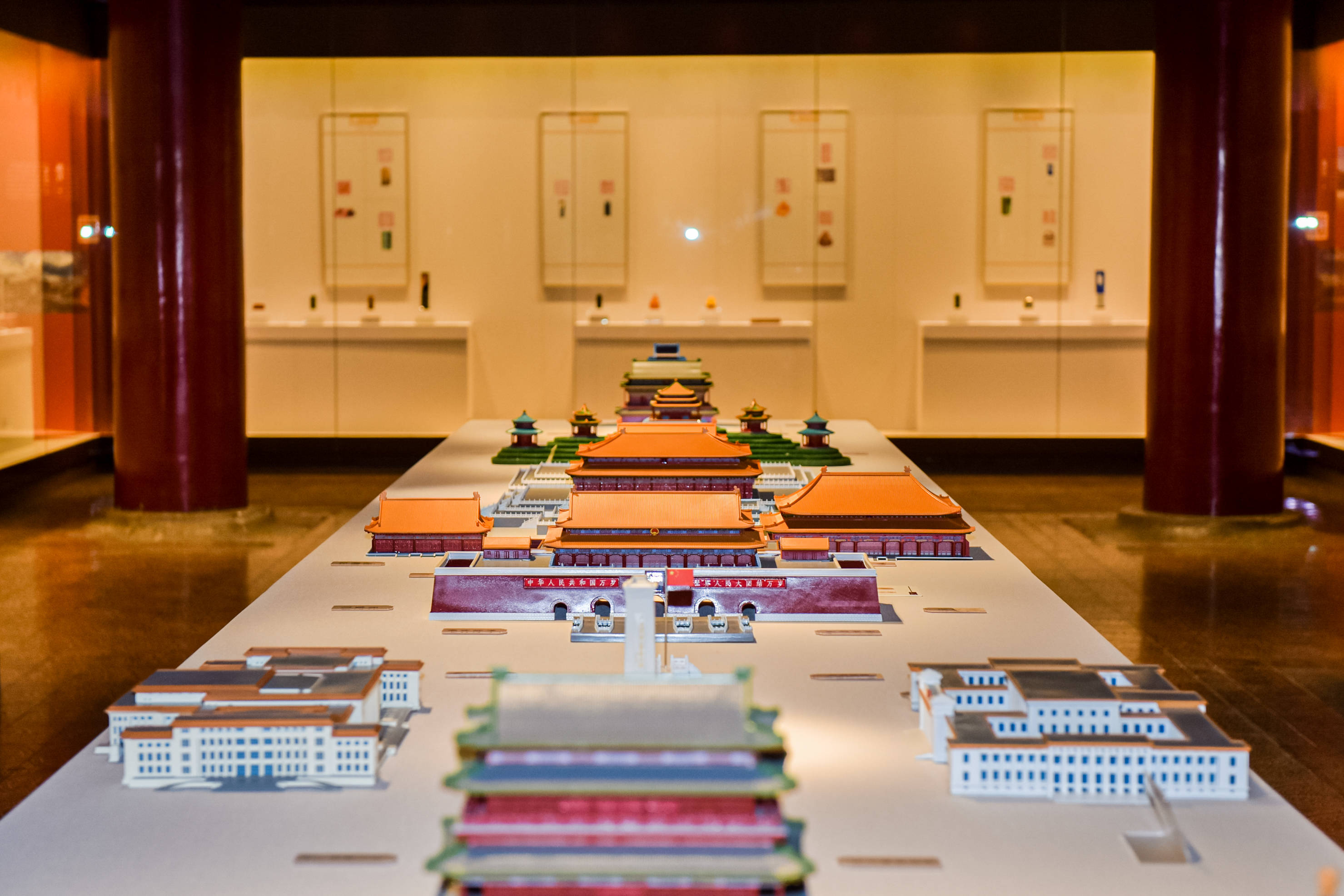 足球比赛外围买球网站_金石印记足球比赛外围买球网站,篆刻中轴华章“世界文化遗产北京中轴线——印记北京中轴线大众篆刻作品展故宫站”开幕