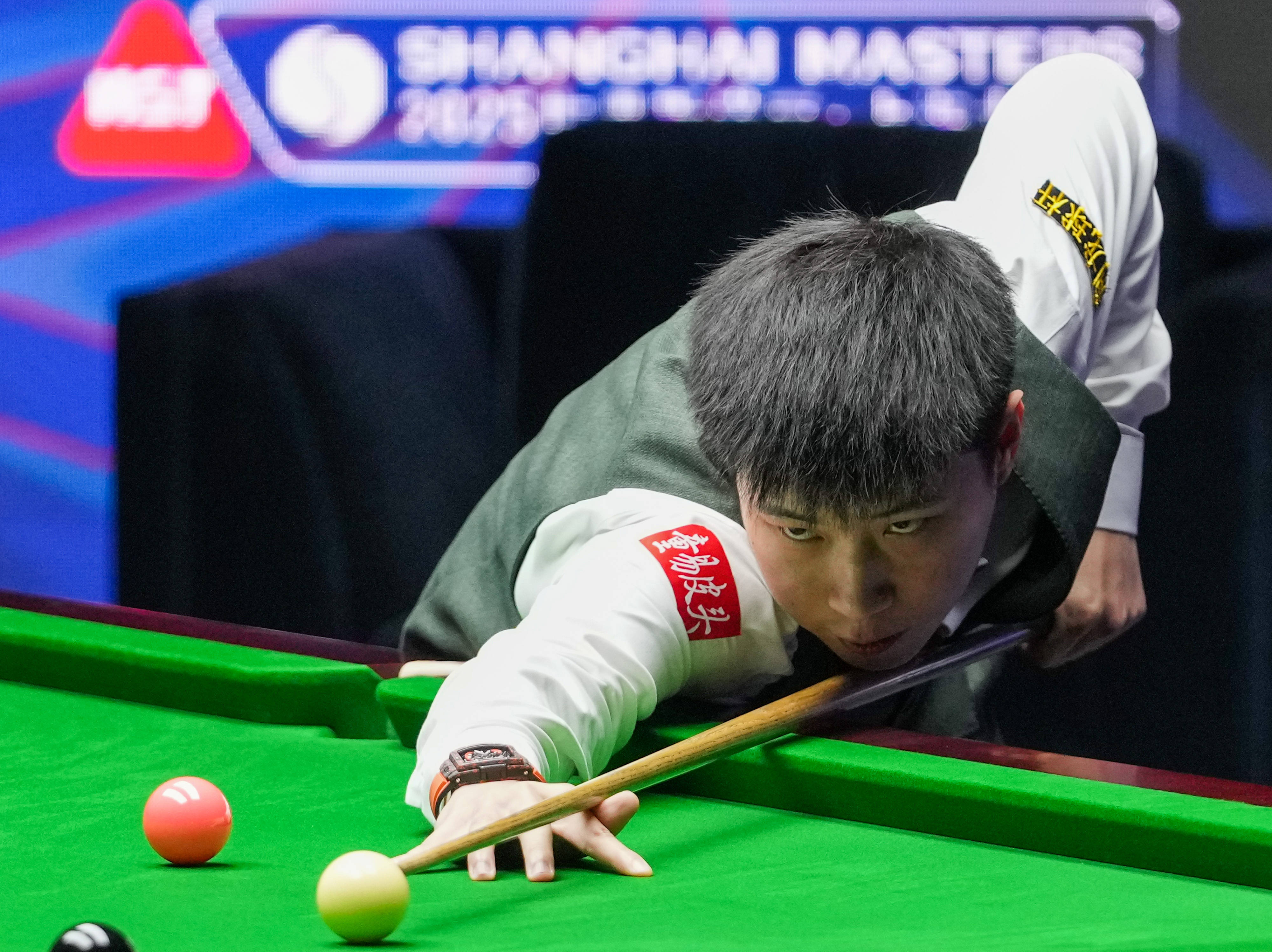 皇冠信用盤_(体育)斯诺克——上海大师赛半决赛:赵心童对阵威尔逊