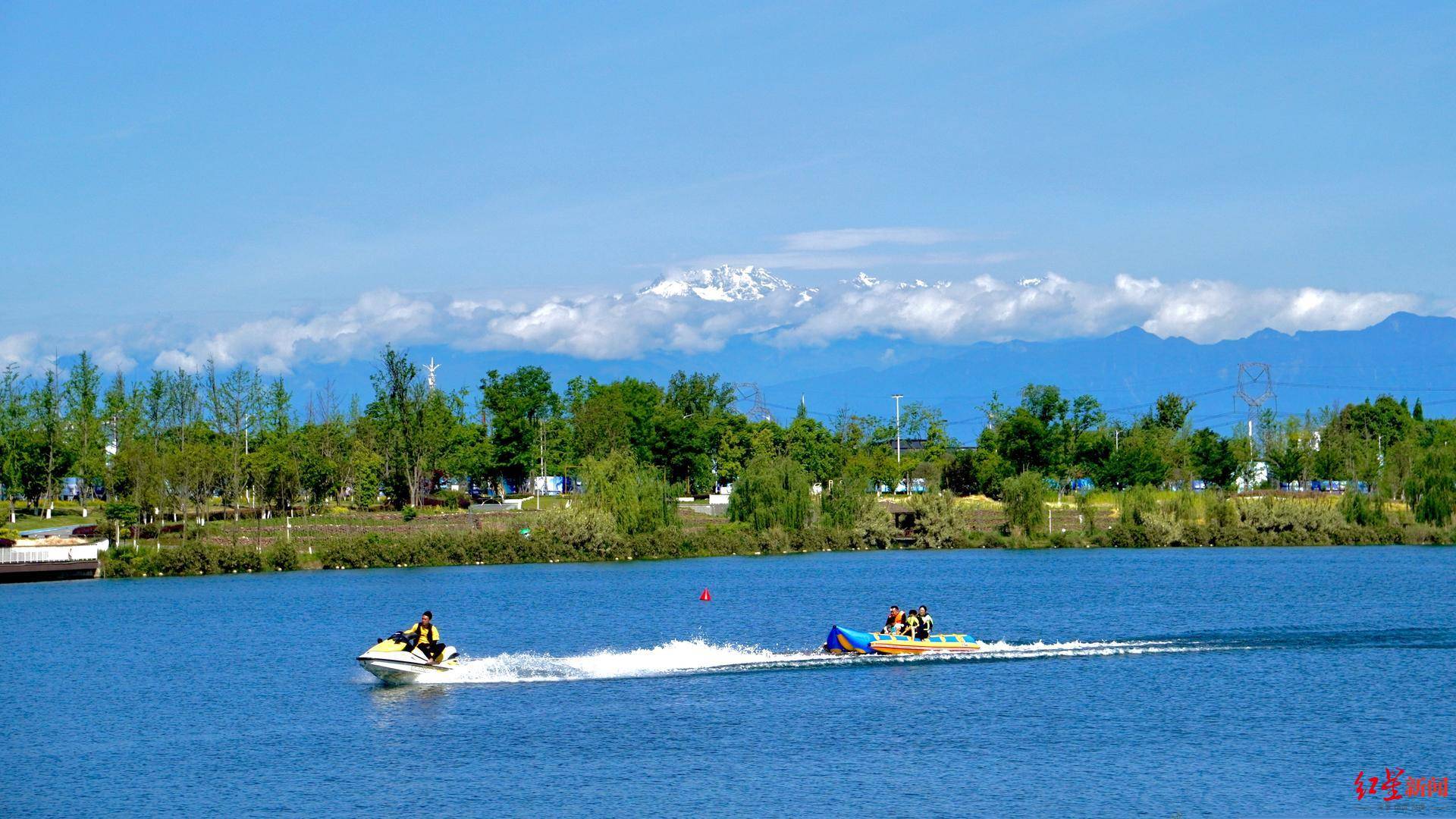 皇冠信用網怎么开通_暑期过半皇冠信用網怎么开通，成都入出境外国人同比增长近4成！有外国游客在蓉体验世运会项目→